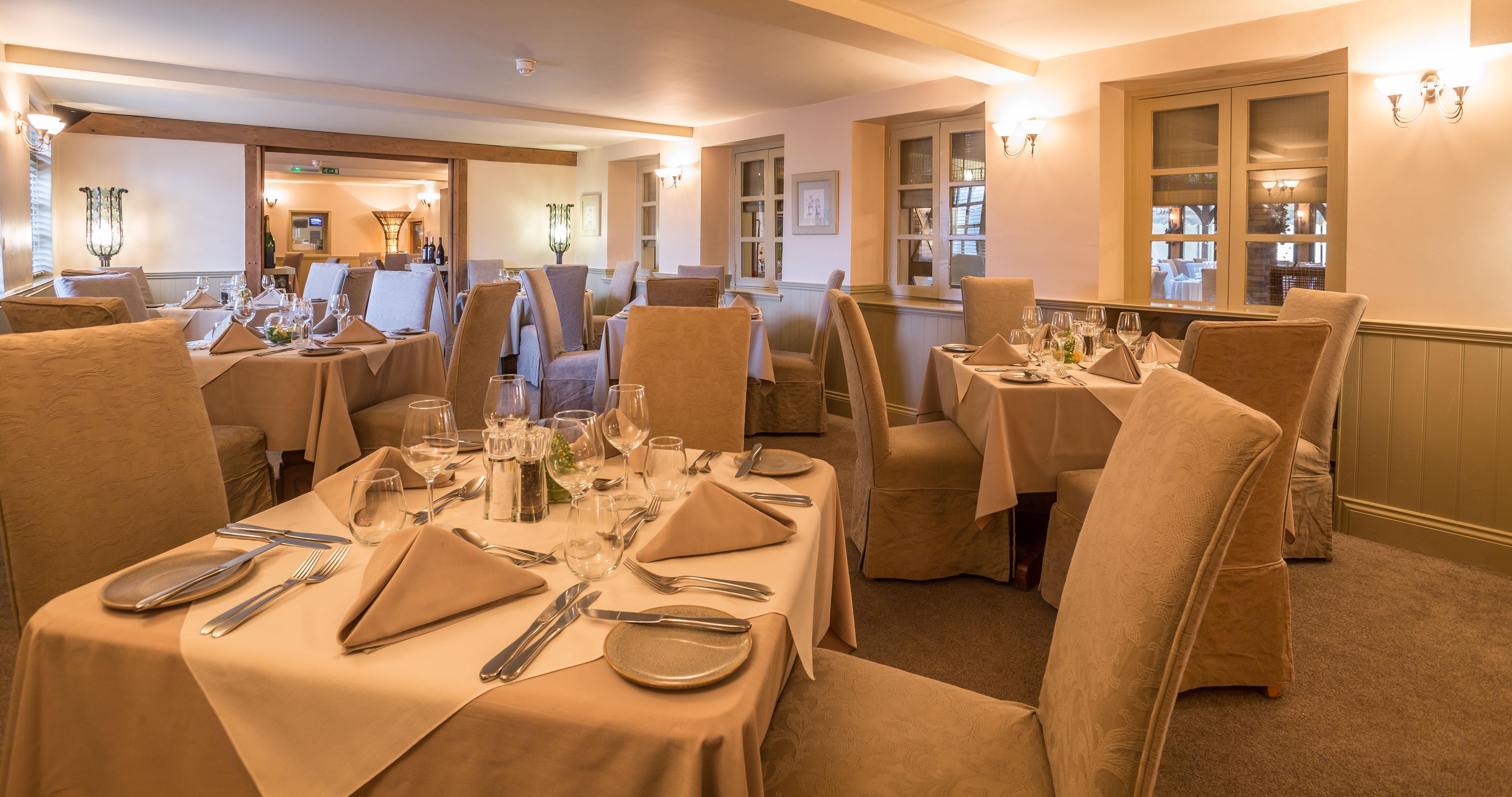 The Farmhouse Hotel And Restaurant Saint Saviour Exteriér fotografie