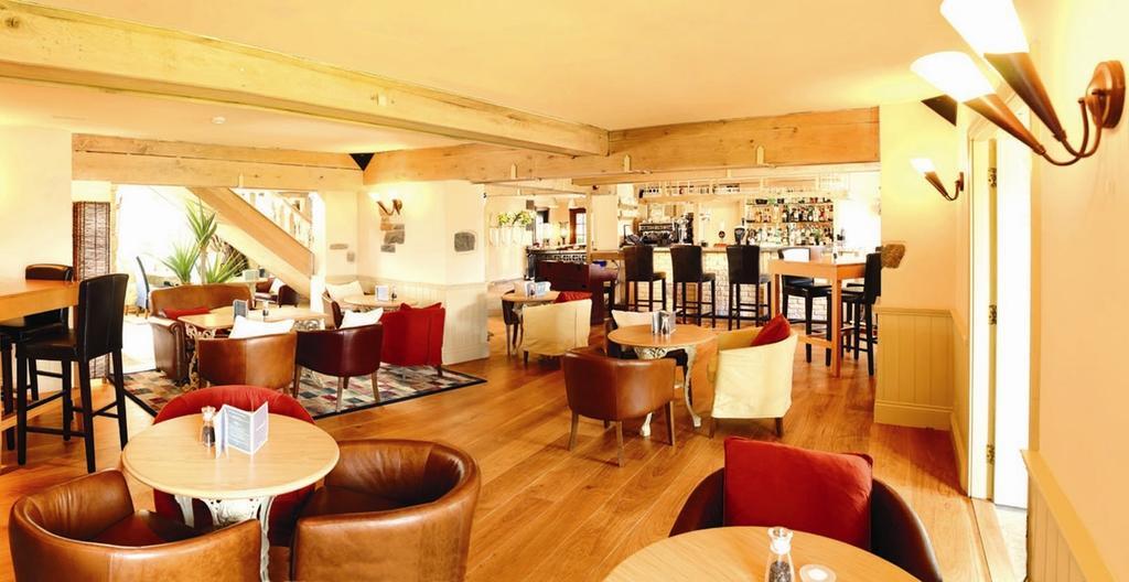 The Farmhouse Hotel And Restaurant Saint Saviour Interiér fotografie