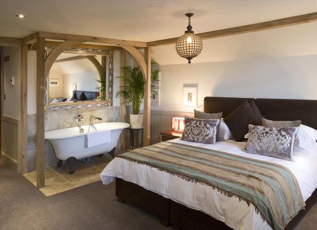 The Farmhouse Hotel And Restaurant Saint Saviour Pokoj fotografie