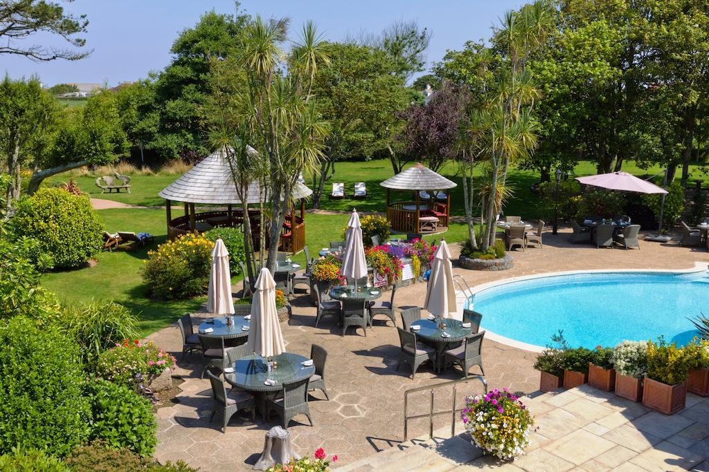 The Farmhouse Hotel And Restaurant Saint Saviour Zařízení fotografie