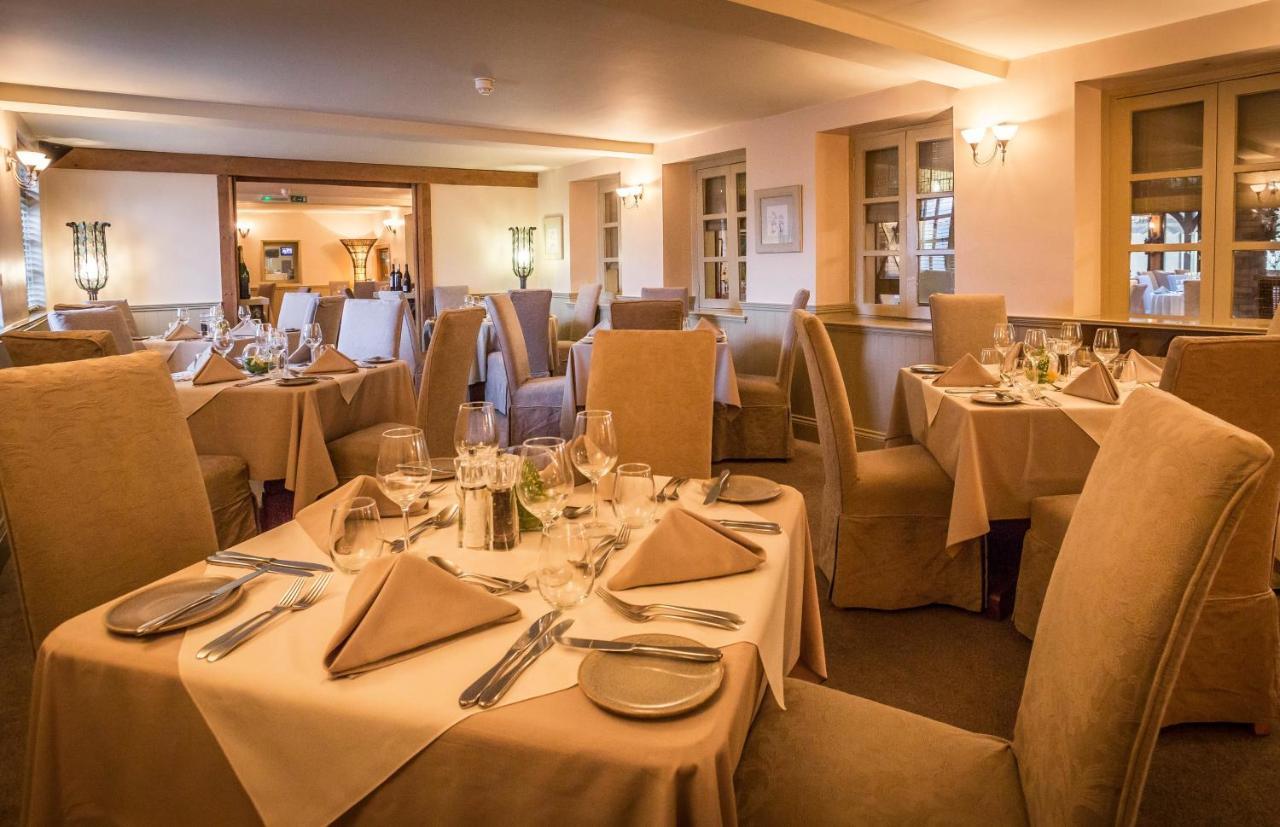 The Farmhouse Hotel And Restaurant Saint Saviour Exteriér fotografie